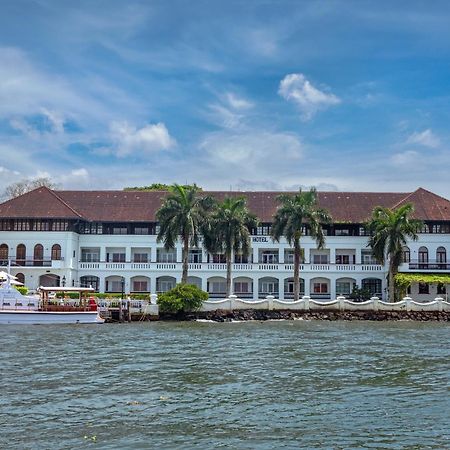 Готель Brunton Boatyard - A Cgh Earth Experience Kochi Екстер'єр фото